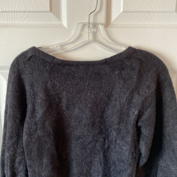 Cupcake Sweater Women’s Size XS Black Scoop Neck Pullover Lightweight - Picture 6 of 9